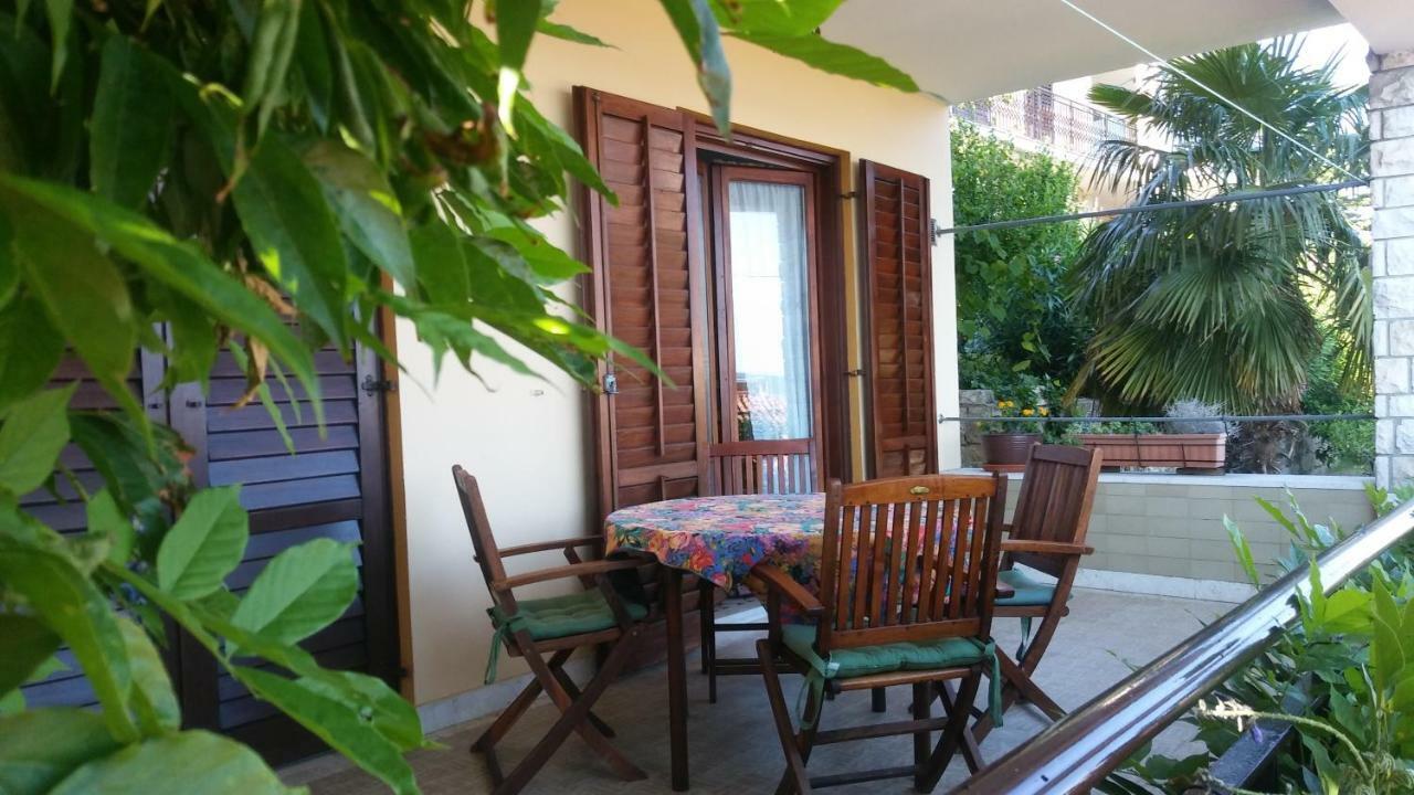 Apartments Sun & Sea ポルトローシュ エクステリア 写真